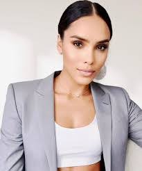 Renay Moore's Instagram, Twitter & Facebook