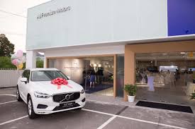 Batu pahat (jawi:باتو ڤاهت) merupakan sebuah daerah di johor, malaysia. Volvo Car Malaysia Expands Dealer Network With New Batu Pahat 3s Centre News And Reviews On Malaysian Cars Motorcycles And Automotive Lifestyle