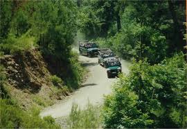 In our tour program firstly, we take you to dim cave which is the biggest and most beautiful. Jeep Safari Mit Mittagessen Am Dimcay River Alanya Turkei Experitour Com