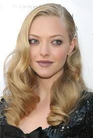 Amanda Seyfried Retro Hairstyle Retro Hairstyles Vintage Hairstyles Hair Styles