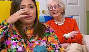 Tributes have been paid to gogglebox regular pete mcgarry, who has died after a short illness at the age of 71. Jhajjhtpbpx0rm