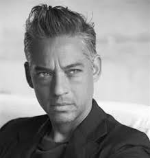 Proprio grazie alla regina del pop, nick è morto nick kamen. Che Fine Ha Fatto Nick Kamen Idolo Musicale Delle Teenagers Anni 80 Bigodino