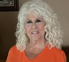 Some 1971 classmates: Dorothy Drees, Nina Ducette, Dick Garfield, Cindy and  Peter Wilson, Nancy VanShooenderwoert, Peter Evans.