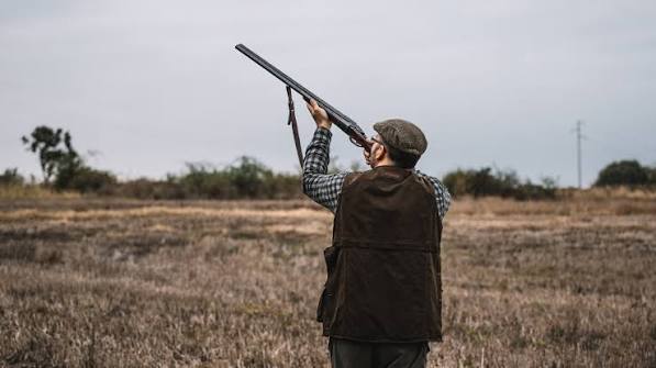 How to shoot clay pigeons: A beginner's guide to clay shooting – Nordic  Clays Inc.