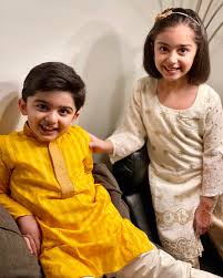 Is he married or dating a new girlfriend? Shaheer Sheikh Shaheernsheikh Instagram Photos And Videos