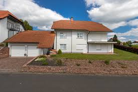 Warum die aufstockung ihres hauses ihnen zahlreiche vorteile bietet, erfahren sie hier. Grosszugige Aufstockung Auf Dem Elternhaus Eyrich Halbig Holzbau Gmbh