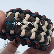 Paracord knots are one of the most useful skills for any prepper or survivalist. The Zeus Video Tutorial Is A Special Pull Tight Paracord