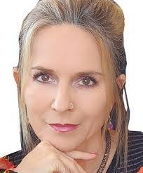 Bonnie Rae's Instagram, Twitter & Facebook