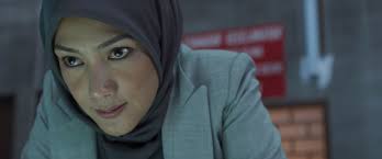 Filem ini diarahkan oleh joel soh dan andre chiew. Polis Evo 2 Review A Balls To The Wall Action Bonanza Moviedash Com