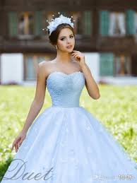 Der offene rücken mit schnürung wird dem kleid helfen, auf ihrer. Grosshandel Hellblau Land Brautkleider Schatz A Line Perlen 3d Blumen Applikationen Spitze Brautkleid Sweep Zug Custom Made Brautkleider Von Dressvip 173 33 Auf De Dhgate Com Dhgate