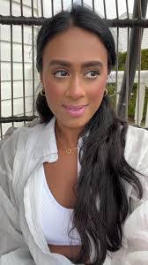 Veronica Serna's Instagram, Twitter & Facebook