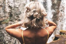 Lesser hair or short summer haircuts means more organized and easy to organize. 45 Sexy Short Hairstyles To Turn Heads This Summer 2021