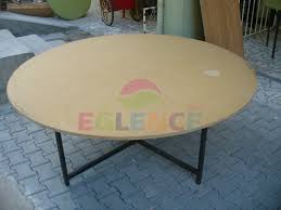 Masalar boyutlarındaki çeşitliliğin yanı sıra üretildiği malzemeler de de. 180 Cm Yuvarlak On Kisilik Yemek Masasi Kiralama Ve Fiyati Uygun