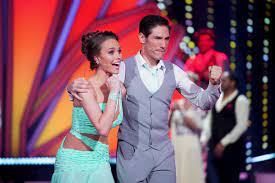 Schauspieler erol sander (hier mit tänzerin marta arndt) ist ausgeschieden. Let S Dance Am 6 3 2020 Fakten Wer Ist Ausgeschieden Tanze Punkte Songs