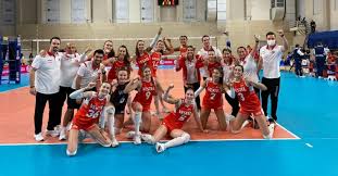 Milli takımlar, ligler, puan tablosu gibi voleybol hakkında birçok şeyi bulabileceğiniz türkiye voleybol federasyonu web sitesine hoş geldiniz. Turkiye Rusya Voleybol Maci Ne Zaman Saat Kacta Hangi Kanalda Canli Yayinlanacak Fotomac