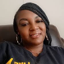 Nicole Coffey's Instagram, Twitter & Facebook