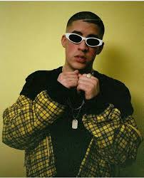 Yo siempre picheo, enrolo otra vez. Bad Bunny Fans Siempre Picheo Facebook