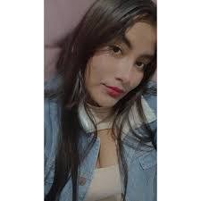 Anais Diaz's Instagram, Twitter & Facebook