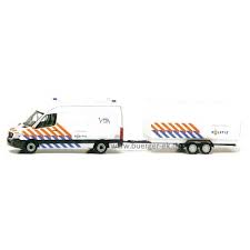 Für den karibischen teil der niederlande (bonaire, sint eustatius, saba) gibt es ein eigenständiges polizeikorps, das korps politie caribisch nederland. Mercedes Benz Sprinter 13 Kasten Hochdach Mit Tandemanhanger Politie Nl Voa Polizei Niederlande Polizei Ausland Modelle Buerger Ek De