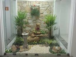 Desain pagar yang seperti ini akan tampak menyatu dengan tanaman hijau yang terdapat area taman. Taman Minimalis Di Dalam Dan Luar Rumah Pengadaan Eprocurement