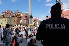 Rzeczpospolita polska ʐɛt͡ʂpɔˈspɔlita ˈpɔlska (listen)), is a country located in central europe. Poland S Disparate Pandemic Protesters Consider Next Move Balkan Insight
