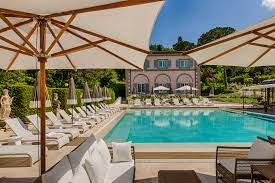 You can check prices and reviews for any of the 7122 italy hotels. 2018 Readers Choice Awards The Top Hotels In Florence Conde Nast Traveler
