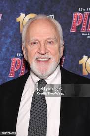 42 Photos & High Res Pictures