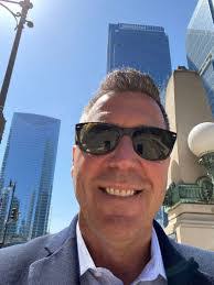 Jamal Ray's Instagram, Twitter & Facebook