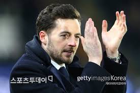 다만 토트넘이 무리뉴 감독을 내치려면 위약금을 물어야 한다. Q Ixk5sfqt7ccm