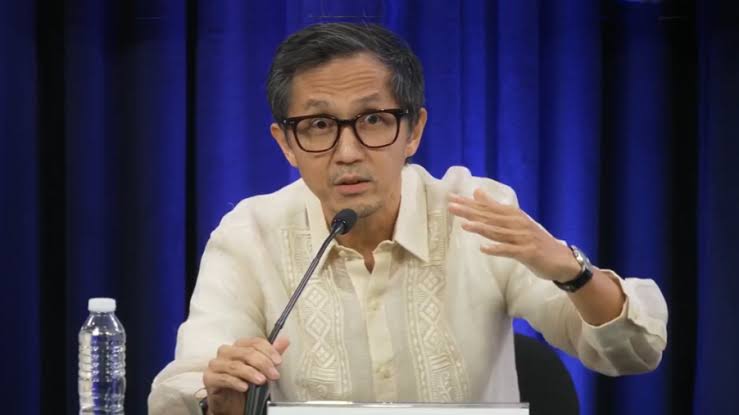 DOTr warns public against impersonators of Secretary Vince Dizon