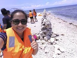 Tondol white sand beach anda pangasinan sandbar 2020. Tondol Beach Turistas At Panacalan Island Sandbar Cory Facebook