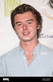 Nathan Leonard's Instagram, Twitter & Facebook