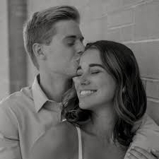 Lucy Schulte and Joey Reynolds's Wedding Website