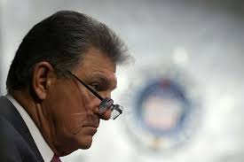 The no vote from the moderate democrat would kill it's chances of passing. Joe Manchin S Plan To Protect Voting Rights Explained Vox