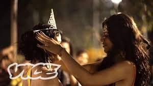 Η δημοσιογράφος έχει πλούσιο βιογραφικό, ενώ έχει έντονη παρουσία και στα social media. H Ekpomph Toy Vice Ston Ant1 Phgainei Se Kallisteia Gia Trans Gynaikes Sthn Kolombia