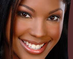 Cynthia Bachman's Instagram, Twitter & Facebook