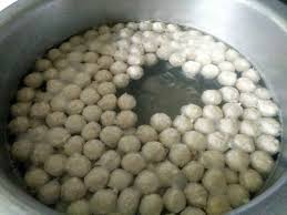 Anda boleh menghasilkan resepi ayam butter dalam kurang daripada 15 minit. Cara Buat Bebola Ayam Homemade Yang Sedap Mudah