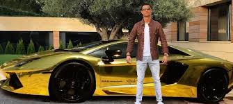 Acesta este unul dintre cele mai cunoscute jocuri auto pentru mobile, cu o grafica impecabila si un control pe masura. Cele Mai Tari 6 Masini Din Garajul Lui Ronaldo Pe Care Le Muta La Torino Fotografii Fabuloase Cu Masinile De Vis Sport Ro
