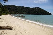 Ia terletak paling dalam sekali dari george town dan juga butterworth. Teluk Bahang Wikipedia