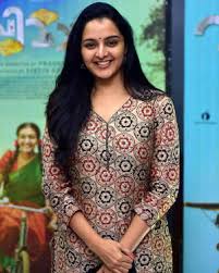 She won several awards in her career including national award (special. Manju Warrier Photos Manju Warrier Hot Stills Manju Warrier Images Manju Warrier Wallpapers
