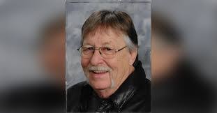 Donna Regenauer's Instagram, Twitter & Facebook