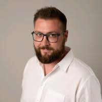 100+ perfiles de «Topolinski»