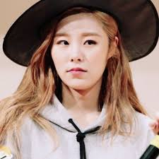 For a long time it was the game that isn't 'minecraft' in many households. K Pop 1271157 Jung Wheein Mamamoo And Icons On Favim Com