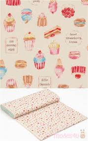 Tissu Kokka Beige Avec Des Ga Teaux Et Des Desserts Cupcake Tessuti Giapponesi Tessuti