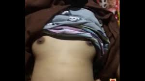 bokep indonesia full cewek hijab ngentot pacar sampai keluar di perut -  XNXX.COM