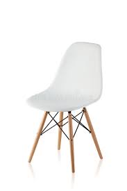 Von klassisch gepolstert bis zu klappstühlen findest du ganz sicher deinen traumstuhl bei uns. Moderner Stuhl Mit Den Holzbeinen Stockfoto Bild Von Metall Getrennt 60183760