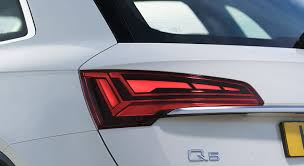 More images for audi tail lights wallpaper » 2021 Audi Q5 40 Tdi Uk Spec Tail Light Car Hd Wallpaper Peakpx