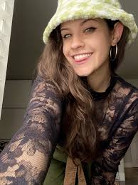 TW Pornstars - 2 pic. Quinn Finite. Twitter. MERRY CHRISTMAS U GUYS. 7:58  PM - 25 Dec 2021