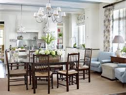 Cut fresh herbs from your garden and secure them to a small glass jar to create the perfect candleholder for tea lights and votive candles. 20 Ideas To Use Flower Centerpieces In The Dining Table Home Design Lover