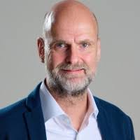 Eileen Girling Email & Phone Number